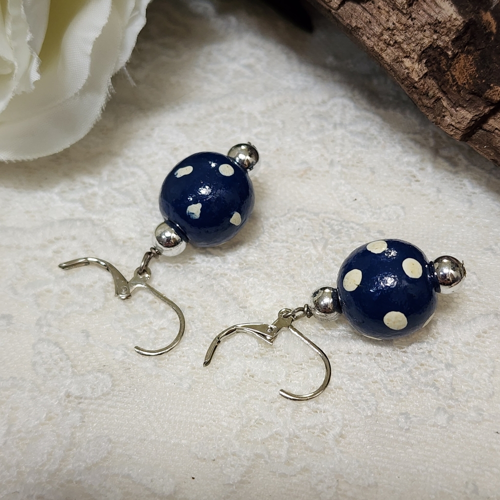 Vintage Blue and White Polka Dot Lever Back Earrings - Picture 6 of 6